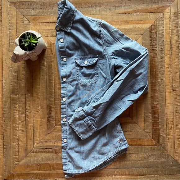 3 for $45 American Eagle Denim Shirt - Picture 2 of 3